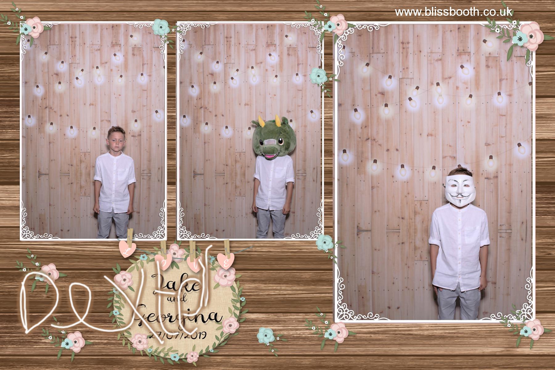 Jake and Georgina | View more photos from the event at gallery.blissbooth.co.uk/u/BlissBooth/Jake-and-Georgina